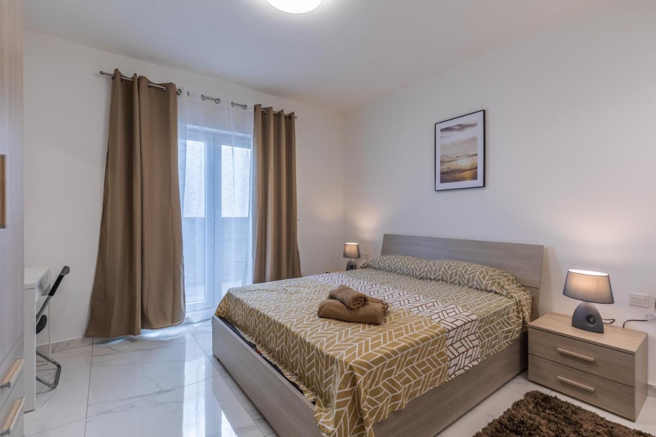 Terrace View- A Charming Two Bedrooms Penthouse Ac-Wifi Msida Exterior foto