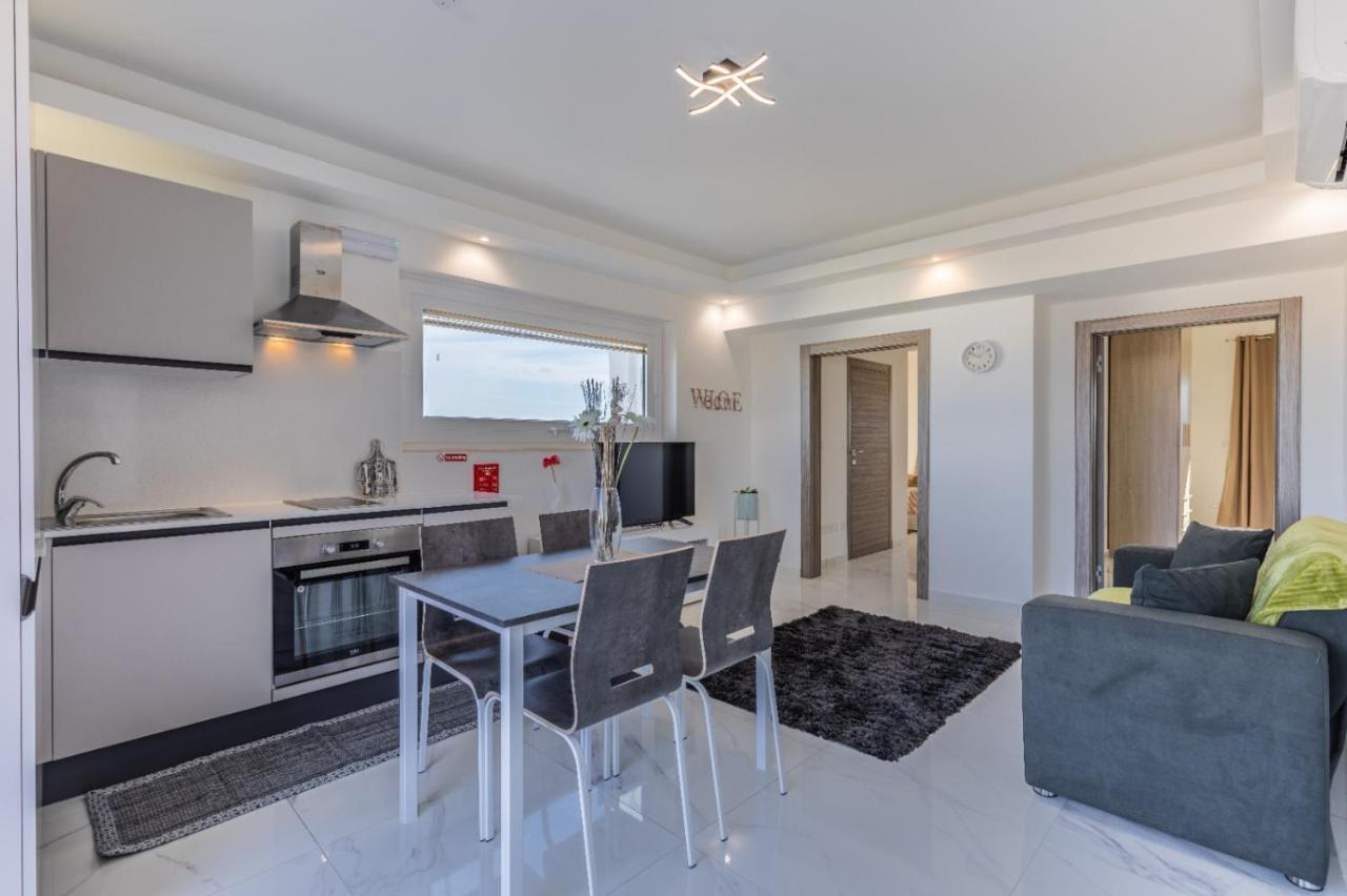 Terrace View- A Charming Two Bedrooms Penthouse Ac-Wifi Msida Exterior foto